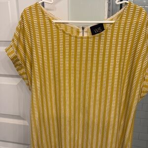 Mustard yellow top